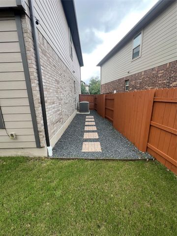 9002 Palmito DR, Austin, TX 78717