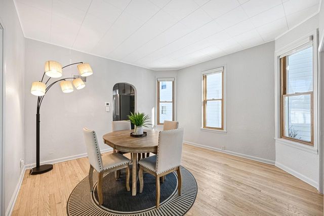 420 E Wilson STREET, Milwaukee, WI 53207