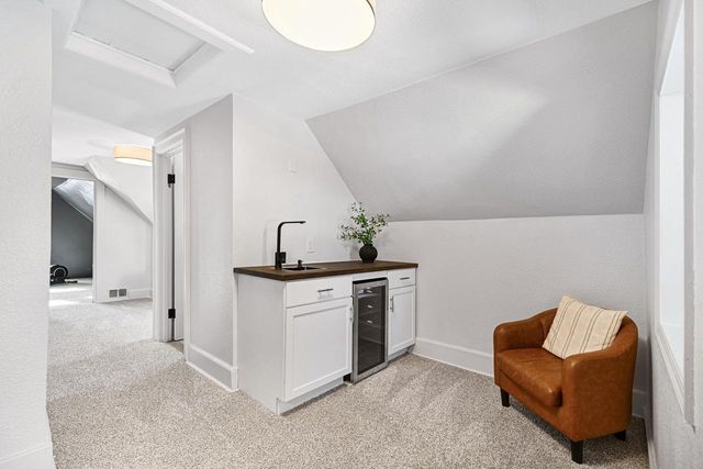 420 E Wilson STREET, Milwaukee, WI 53207