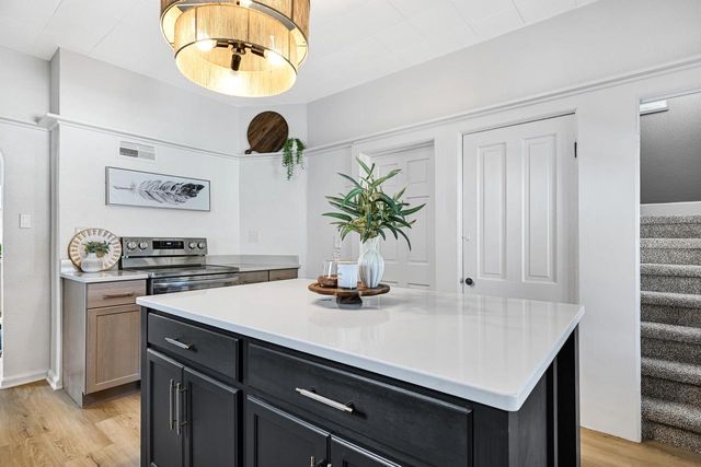 420 E Wilson STREET, Milwaukee, WI 53207