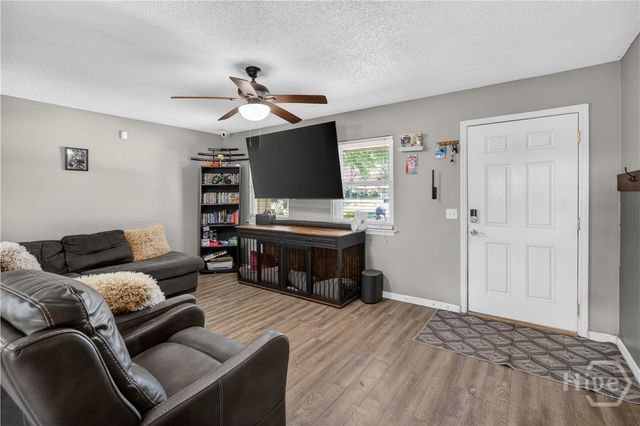 204 Honey Lane Circle, Hinesville, GA 31313