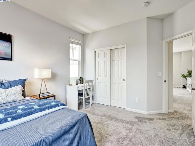 7121 Cerro Crest Dr, San Jose, CA 95138