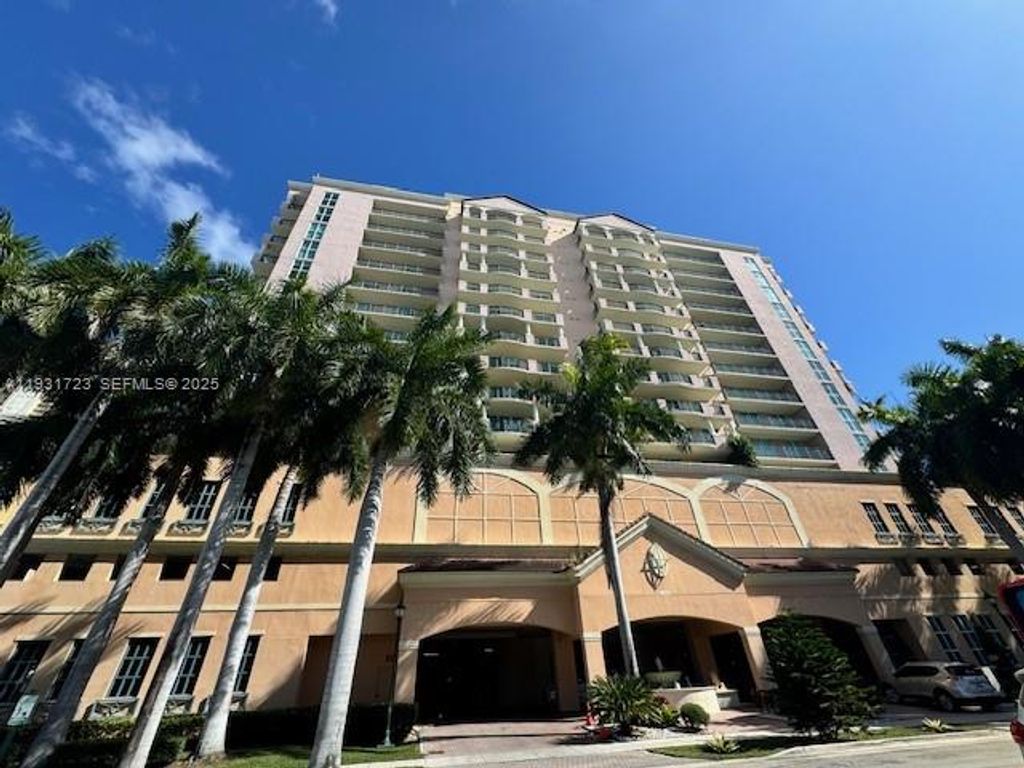 Image 2 of property listing at 17555 Atlantic Blvd 1205, Sunny Isles Beach, FL 33160