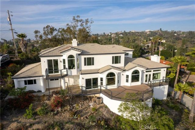 1522 Maxwell Lane, Vista, CA 92084