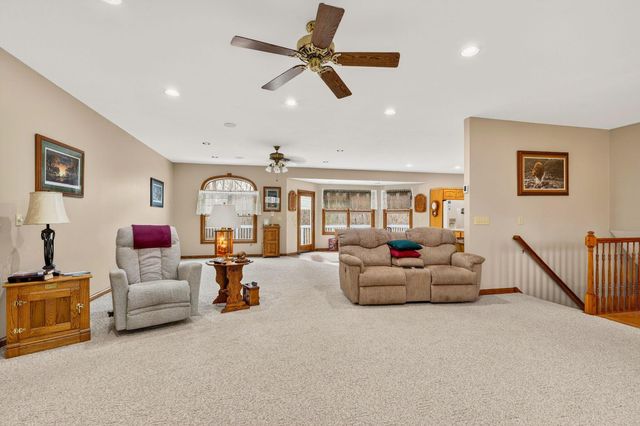 11129 Cedar Creek Drive NW, Canal Winchester, OH 43110