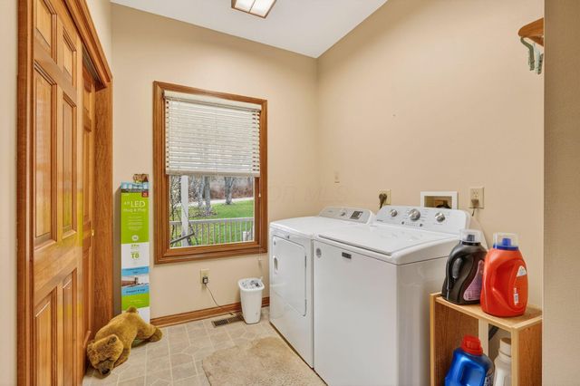 11129 Cedar Creek Drive NW, Canal Winchester, OH 43110