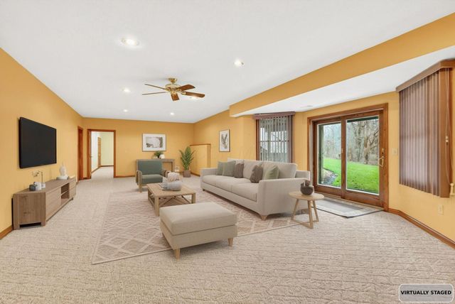 11129 Cedar Creek Drive NW, Canal Winchester, OH 43110