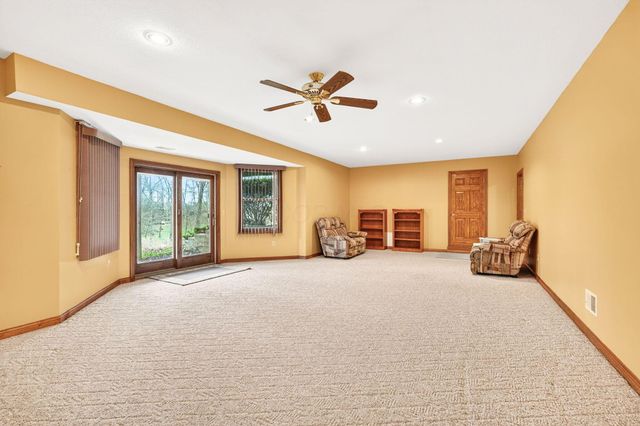 11129 Cedar Creek Drive NW, Canal Winchester, OH 43110