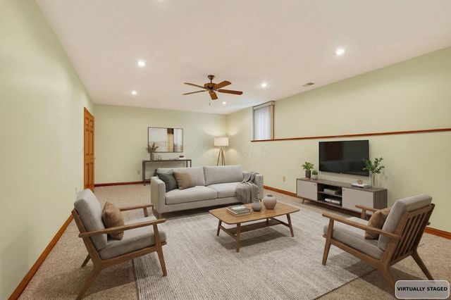 11129 Cedar Creek Drive NW, Canal Winchester, OH 43110