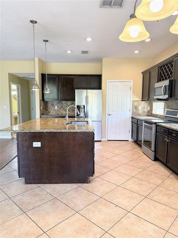 11150 ANCIENT FUTURES DRIVE, Tampa, FL 33647