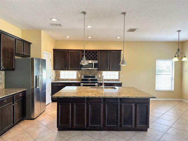11150 ANCIENT FUTURES DRIVE, Tampa, FL 33647