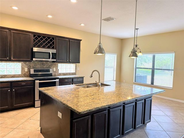 11150 ANCIENT FUTURES DRIVE, Tampa, FL 33647