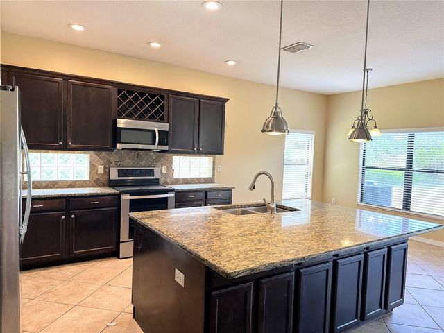 11150 ANCIENT FUTURES DRIVE, Tampa, FL 33647