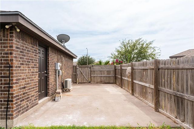 2900 Fuerte Avenue, Mcallen, TX 78504