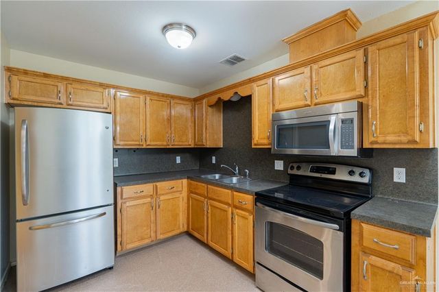 2900 Fuerte Avenue, Mcallen, TX 78504