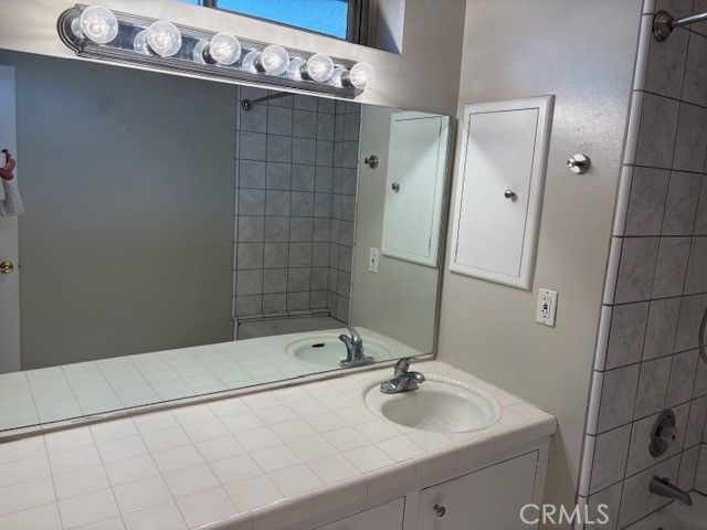 2506 University Drive, Newport Beach, CA 92660