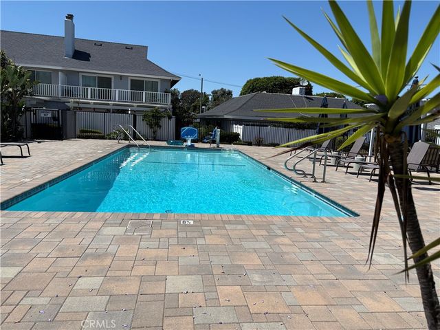 2506 University Drive, Newport Beach, CA 92660