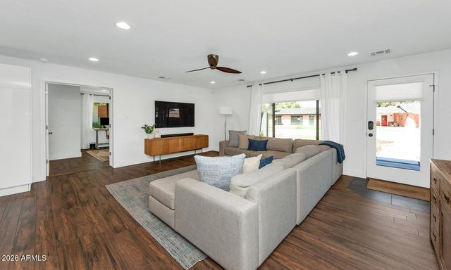 4707 N 30TH Place, Phoenix, AZ 85016
