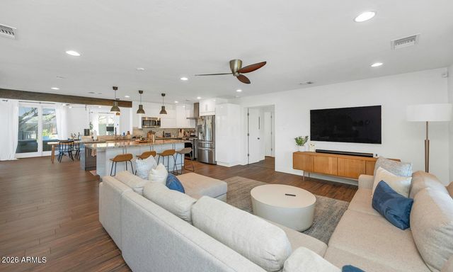 4707 N 30TH Place, Phoenix, AZ 85016