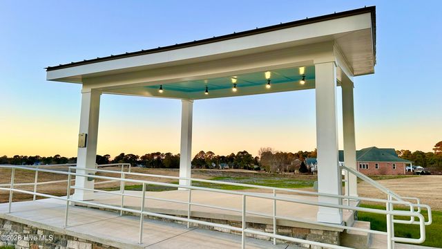 2131 Royal Pines Drive, New Bern, NC 28560