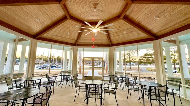 2131 Royal Pines Drive, New Bern, NC 28560