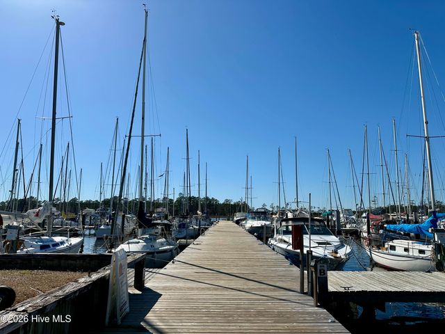 2131 Royal Pines Drive, New Bern, NC 28560