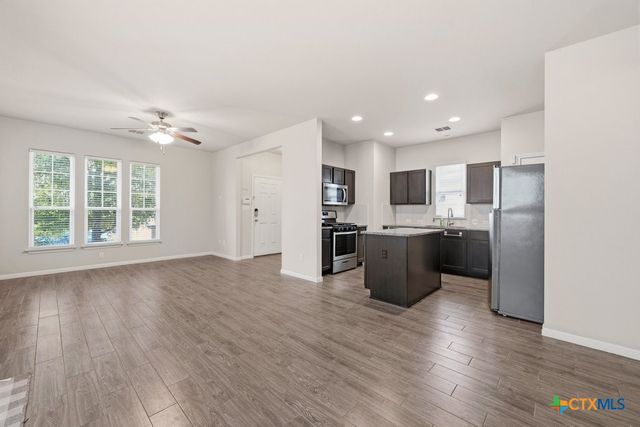420 Spiny Lizard Lane, San Marcos, TX 78666