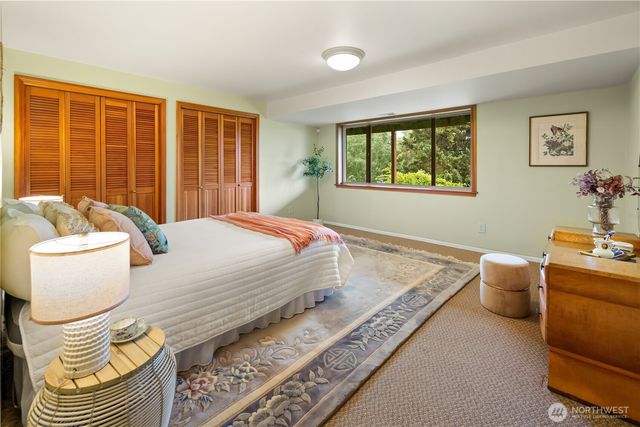 22516 100th Place SW, Vashon, WA 98070
