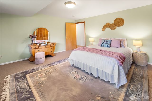 22516 100th Place SW, Vashon, WA 98070