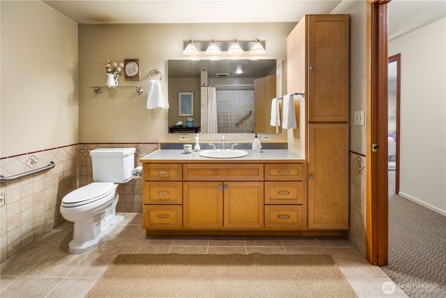 22516 100th Place SW, Vashon, WA 98070