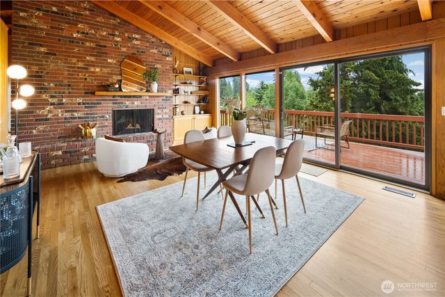 22516 100th Place SW, Vashon, WA 98070