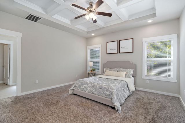 1419 North Rich Hill Circle, Nixa, MO 65714