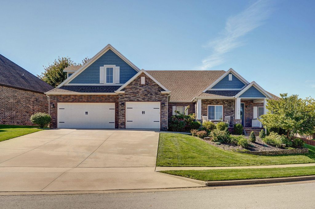 1419 North Rich Hill Circle, Nixa, MO 65714