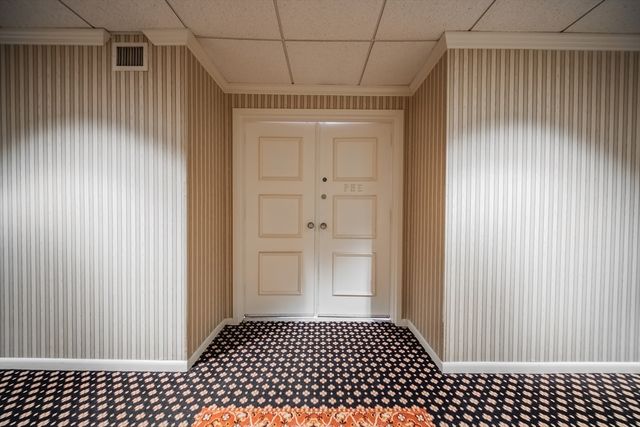 1002 Paradise Rd PHE, Swampscott, MA 01907