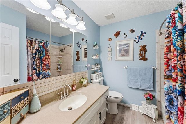 1903 N Lazy Branch Road, Independence, MO 64058