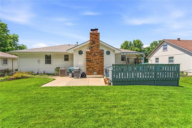 1903 N Lazy Branch Road, Independence, MO 64058