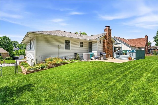 1903 N Lazy Branch Road, Independence, MO 64058