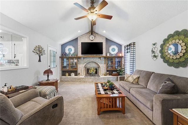 1903 N Lazy Branch Road, Independence, MO 64058