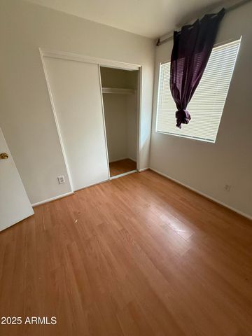 8316 W DEVONSHIRE Avenue, Phoenix, AZ 85037