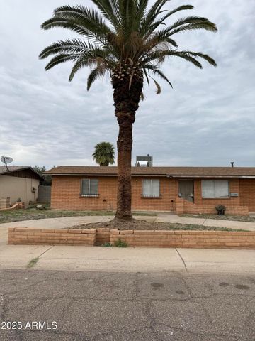 8316 W DEVONSHIRE Avenue, Phoenix, AZ 85037