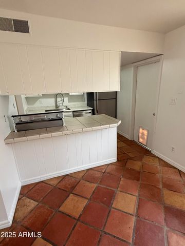 8316 W DEVONSHIRE Avenue, Phoenix, AZ 85037