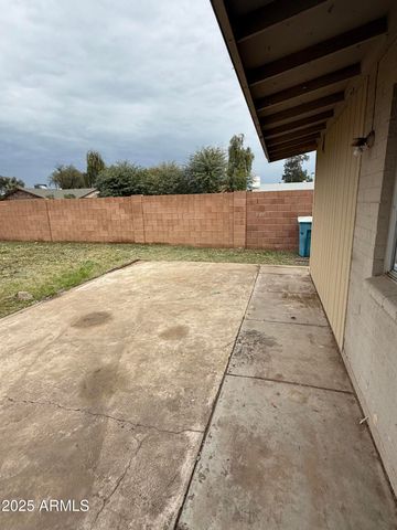 8316 W DEVONSHIRE Avenue, Phoenix, AZ 85037