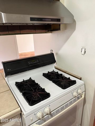 8316 W DEVONSHIRE Avenue, Phoenix, AZ 85037