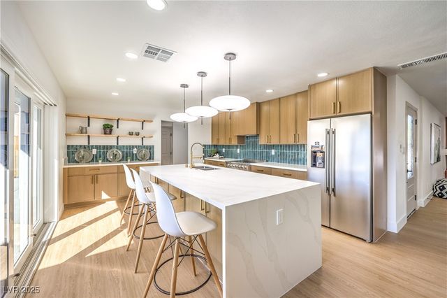 644 Lacy Lane, Las Vegas, NV 89107