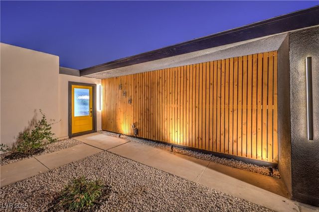 644 Lacy Lane, Las Vegas, NV 89107