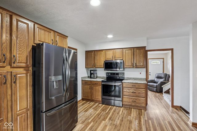 6030 Dollar Hide S Drive S, Indianapolis, IN 46221