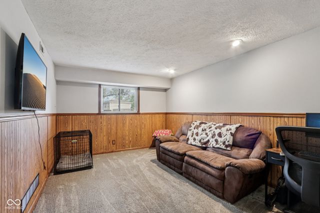 6030 Dollar Hide S Drive S, Indianapolis, IN 46221