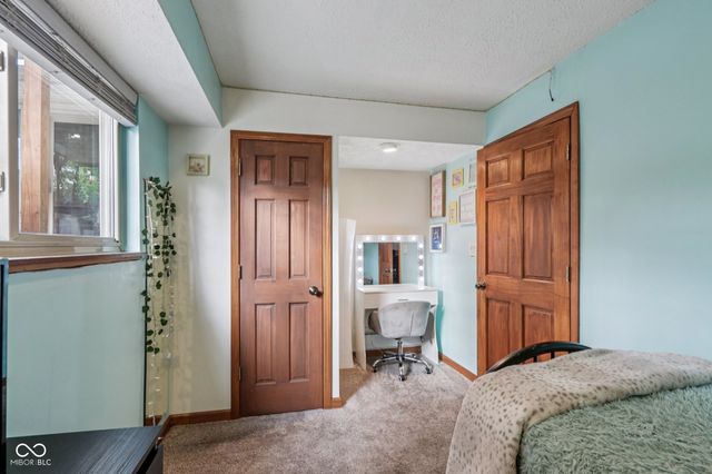 6030 Dollar Hide S Drive S, Indianapolis, IN 46221