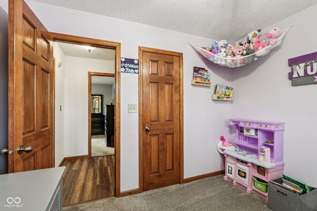 6030 Dollar Hide S Drive S, Indianapolis, IN 46221