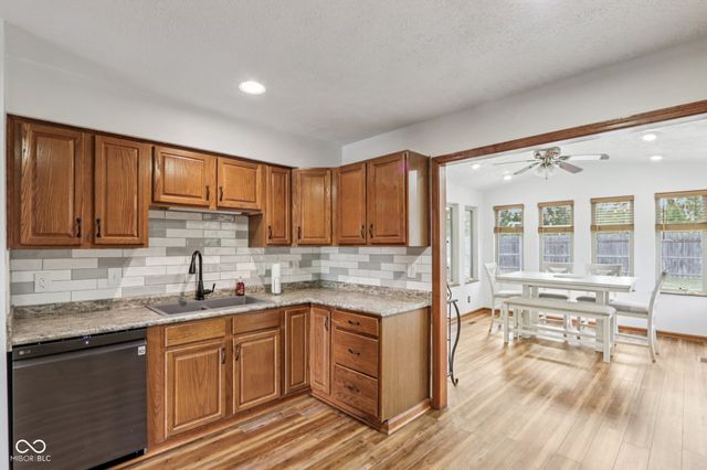 6030 Dollar Hide S Drive S, Indianapolis, IN 46221